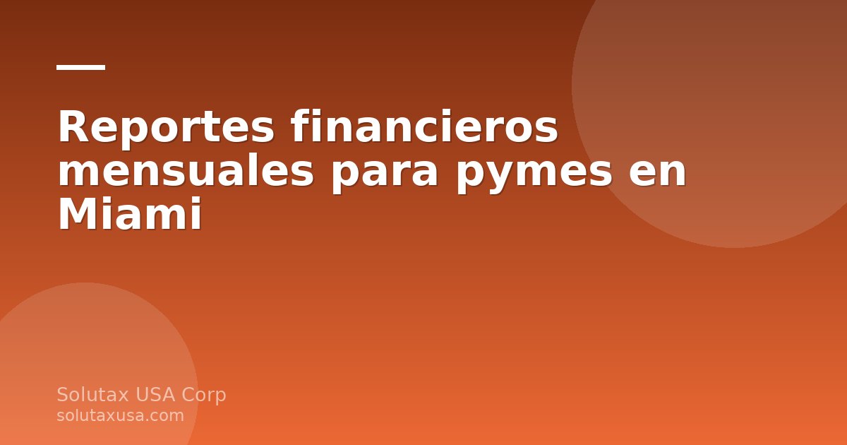Dueña de una pyme en Miami revisando reportes financieros mensuales en su computadora